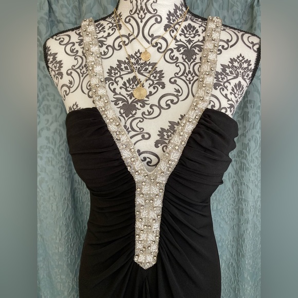 DAVID’S BRIDAL | Women’s Black With White Beaded Spaghetti Strap Formal Dress - Picture 3 of 8